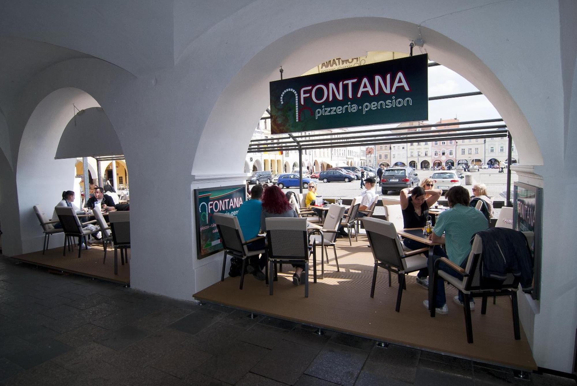 Fontana Pizzeria - Pension Ceske Budejovice Eksteriør billede